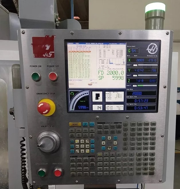 cnc-haas-1.jpg